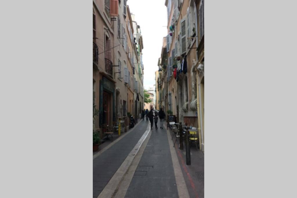 Chambre Au Coeur De Marseille Centre « Le Panier » Dış mekan fotoğraf